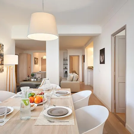 アパート Center, 110m2, 3br & 3bth, Terrace