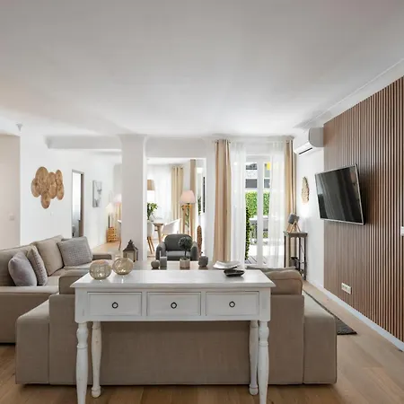 Center, 110m2, 3br & 3bth, Terrace 公寓 戛纳