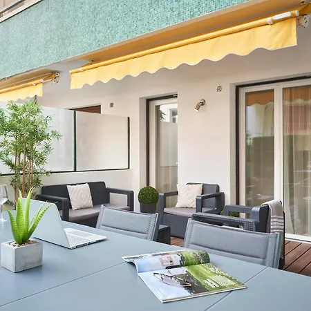 Center, 110m2, 3br & 3bth, Terrace 公寓 戛纳