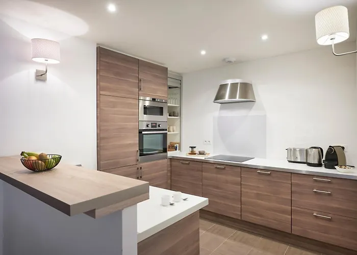 Lägenhet Center, 110m2, 3br & 3bth, Terrace