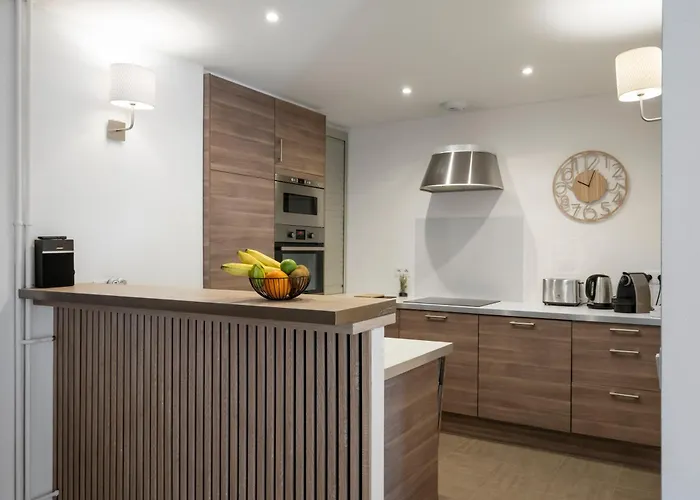Lägenhet Center, 110m2, 3br & 3bth, Terrace