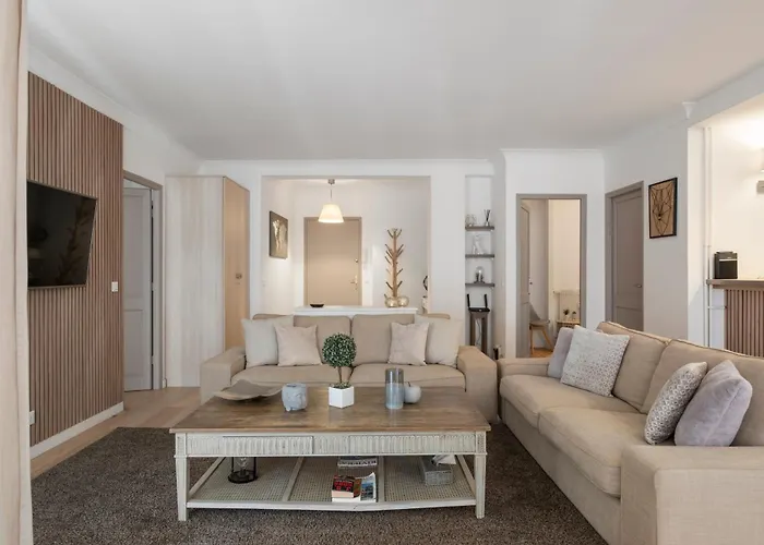 Center, 110m2, 3br & 3bth, Terrace * Cannes