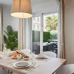 Center, 110m2, 3br & 3bth, Terrace 아파트